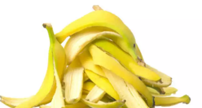 Is It Healthy To Eat Banana Peels?